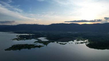 Kireçtaşı Keteri Tepesi ve Çeltik Tarlaları