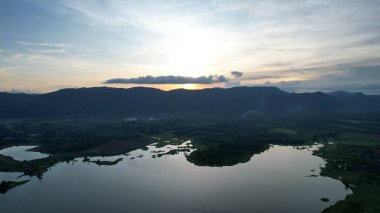 Kireçtaşı Keteri Tepesi ve Çeltik Tarlaları