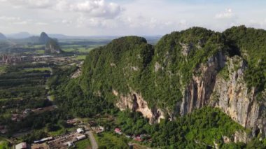 Kireçtaşı Keteri Tepesi ve Çeltik Tarlaları