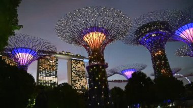 Marina Körfezi, Singapur - 13 Temmuz 2022: Singapur Tarihi Binalar ve Turist Çekimleri