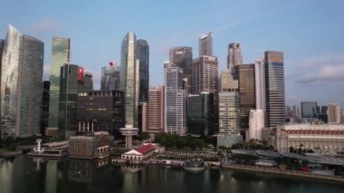 Marina Körfezi, Singapur - 13 Temmuz 2022: Singapur Tarihi Binalar ve Turist Çekimleri