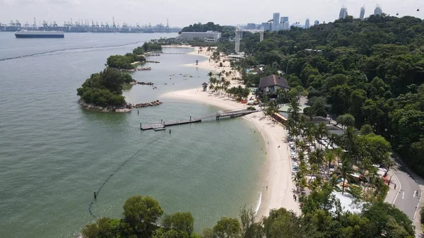 Sentosa, Singapur - 14 Temmuz 2022: Sentosa Adası Tarihi Binalar ve Turist Çekimleri, Singapur
