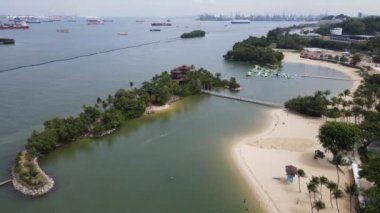 Sentosa, Singapur - 14 Temmuz 2022: Sentosa Adası Tarihi Binalar ve Turist Çekimleri, Singapur