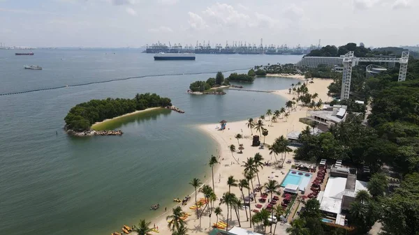 Sentosa, Singapur - 14 Temmuz 2022: Sentosa Adası Tarihi Binalar ve Turist Çekimleri, Singapur