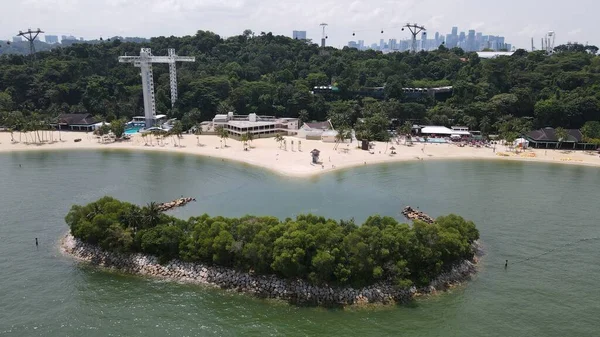 Sentosa, Singapur - 14 Temmuz 2022: Sentosa Adası Tarihi Binalar ve Turist Çekimleri, Singapur