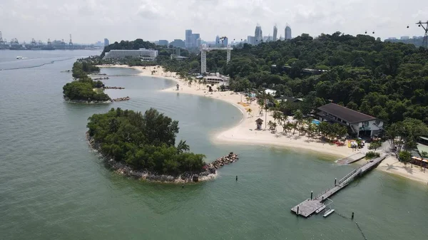 Sentosa, Singapur - 14 Temmuz 2022: Sentosa Adası Tarihi Binalar ve Turist Çekimleri, Singapur