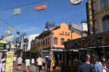 Singapur Şehri, Singapur - 16 Temmuz 2022: Bugis Sokakları, Orchard ve Çin Mahallesi