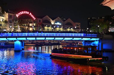 Singapur Şehri, Singapur - 16 Temmuz 2022: Bugis Sokakları, Orchard ve Çin Mahallesi