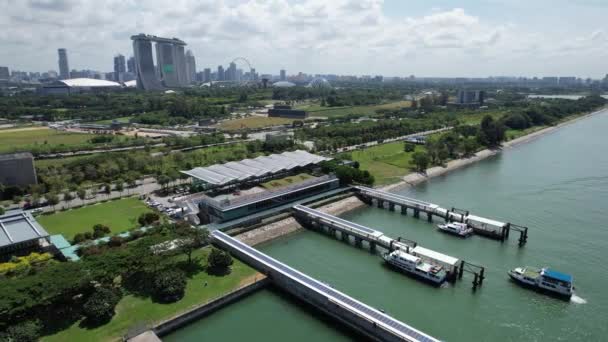 Marina Bay Singapore July 2022 Marina Bay Cruise Centre Terminal — Stockvideo