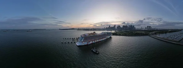 Marina Bay Singapore July 2022 Marina Bay Cruise Centre Terminal — Stockfoto