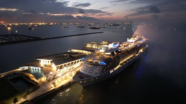 Marina Bay Singapore July 2022 Marina Bay Cruise Centre Terminal — Stockfoto