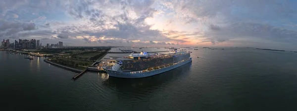 Marina Bay Singapore July 2022 Marina Bay Cruise Centre Terminal — Stockfoto