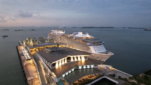 Marina Bay Singapore July 2022 Marina Bay Cruise Centre Terminal — Stockfoto
