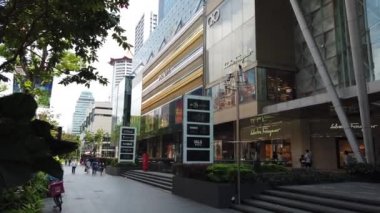 Marina Körfezi, Singapur - 17 Temmuz 2022 Lüks Gemi Limanı 'nın yanaştığı Marina Körfezi Seyahat Merkezi Terminali