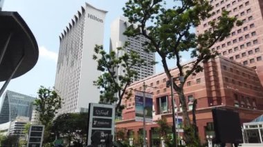 Marina Körfezi, Singapur - 17 Temmuz 2022 Lüks Gemi Limanı 'nın yanaştığı Marina Körfezi Seyahat Merkezi Terminali