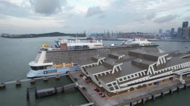Marina Körfezi, Singapur - 13 Temmuz 2022: Singapur Tarihi Binalar ve Turist Çekimleri