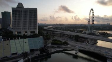 Marina Körfezi, Singapur - 13 Temmuz 2022: Singapur Tarihi Binalar ve Turist Çekimleri