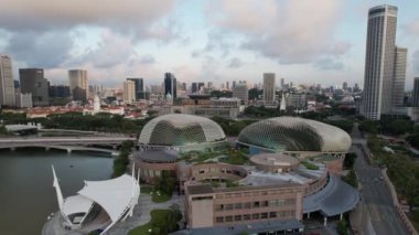 Marina Körfezi, Singapur - 13 Temmuz 2022: Singapur Tarihi Binalar ve Turist Çekimleri