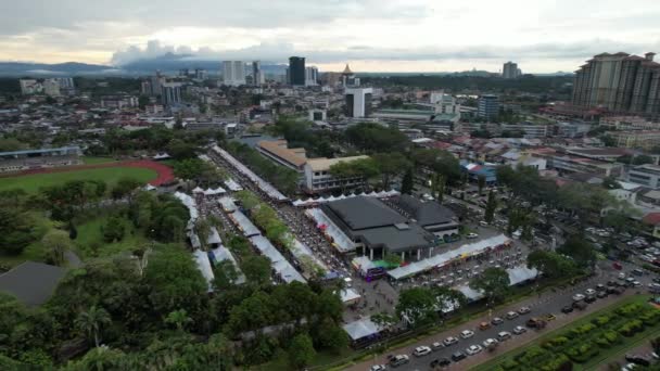Kuching Malezya Ağustos 2022 Geleneksel Kuching Festivali Sokak Fuarı — Stok video