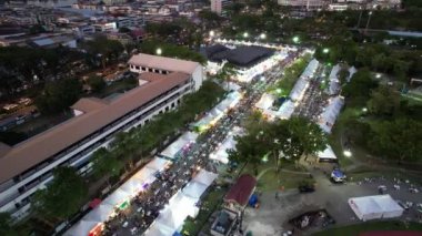 Kuching, Malezya - 1 Ağustos 2022: Geleneksel Kuching Festivali Sokak Fuarı