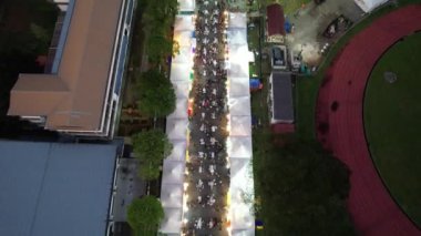 Kuching, Malezya - 1 Ağustos 2022: Geleneksel Kuching Festivali Sokak Fuarı