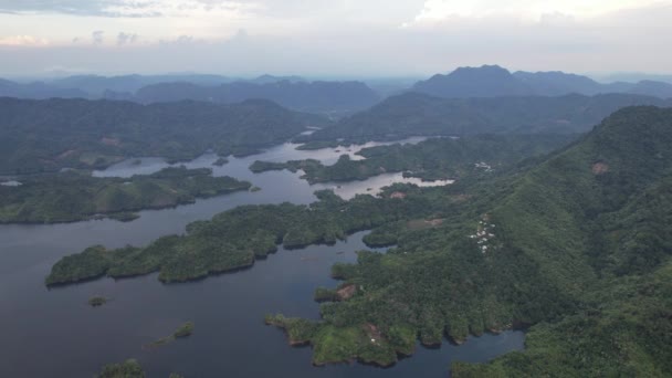 Milford Ses Kuşkulu Ses Dağları Fiyortları Yeni Zelanda Bengoh Vadisi — Stok video