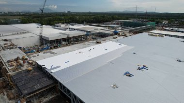 Kuching, Sarawak Malaysia - 12 Eylül 2022: Tüm büyük elektronik, güneş ve yarı iletken santrallerinin bulunduğu Samajaya Işık Sanayi Bölgesi