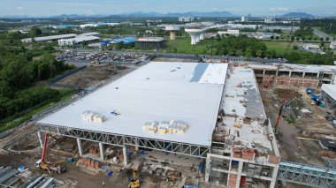 Kuching, Sarawak Malaysia - 12 Eylül 2022: Tüm büyük elektronik, güneş ve yarı iletken santrallerinin bulunduğu Samajaya Işık Sanayi Bölgesi