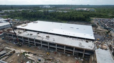 Kuching, Sarawak Malaysia - 12 Eylül 2022: Tüm büyük elektronik, güneş ve yarı iletken santrallerinin bulunduğu Samajaya Işık Sanayi Bölgesi