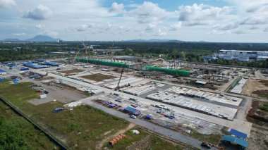 Kuching, Sarawak Malaysia - 12 Eylül 2022: Tüm büyük elektronik, güneş ve yarı iletken santrallerinin bulunduğu Samajaya Işık Sanayi Bölgesi