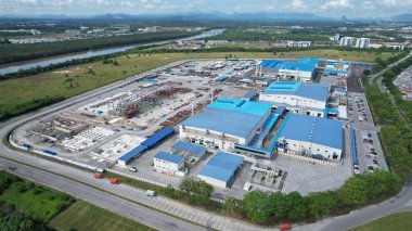 Kuching, Sarawak Malaysia - 12 Eylül 2022: Tüm büyük elektronik, güneş ve yarı iletken santrallerinin bulunduğu Samajaya Işık Sanayi Bölgesi
