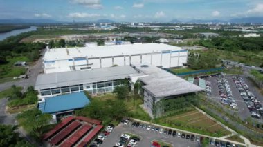 Kuching, Sarawak Malaysia - 12 Eylül 2022: Tüm büyük elektronik, güneş ve yarı iletken santrallerinin bulunduğu Samajaya Işık Sanayi Bölgesi