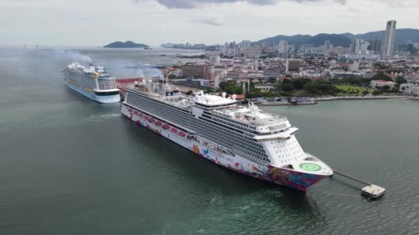 Georgetown Malaysia September 2022 Swettenham Cruise Ship Terminal Med Några — Stockvideo