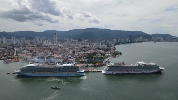 Georgetown Malaysia September 2022 Swettenham Cruise Ship Terminal Med Några — Stockvideo