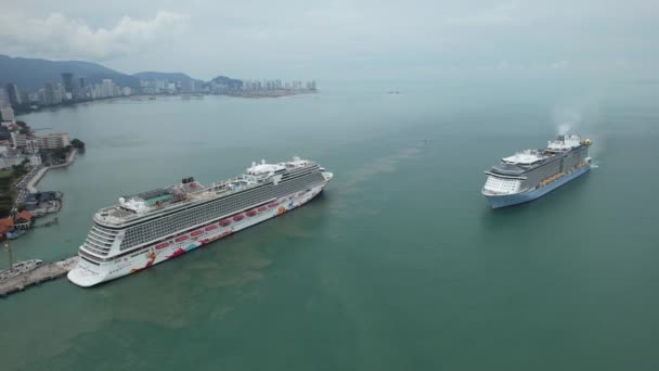 Georgetown Malaysia September 2022 Swettenham Cruise Ship Terminal Med Några — Stockvideo