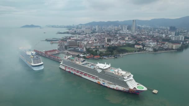 Georgetown Malaysia September 2022 Swettenham Cruise Ship Terminal Med Några — Stockvideo