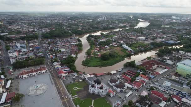 Grodbergen Penang Malaysia — Stockvideo