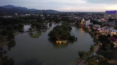 Taiping, Malezya - 24 Eylül 2022: Landmark Binaları ve Taiping Turistleri