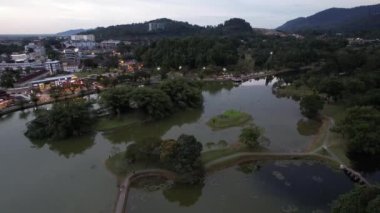 Taiping, Malezya - 24 Eylül 2022: Landmark Binaları ve Taiping Turistleri