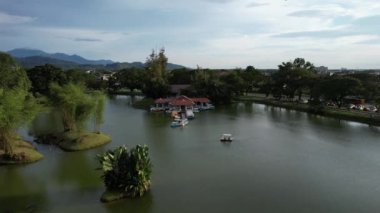 Taiping, Malezya - 24 Eylül 2022: Landmark Binaları ve Taiping Turistleri