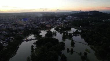 Taiping, Malezya - 24 Eylül 2022: Landmark Binaları ve Taiping Turistleri