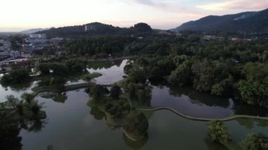 Taiping, Malezya - 24 Eylül 2022: Landmark Binaları ve Taiping Turistleri