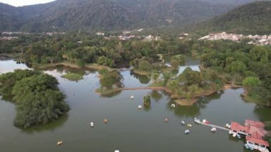 Taiping, Malezya - 24 Eylül 2022: Landmark Binaları ve Taiping Turistleri