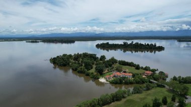 Taiping, Malezya - 24 Eylül 2022: Bukit Merah Laketown Taort