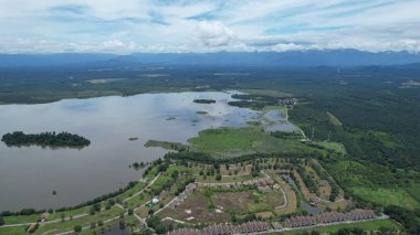 Taiping, Malezya - 24 Eylül 2022: Bukit Merah Laketown Taort