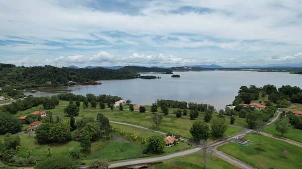 Taiping, Malezya - 24 Eylül 2022: Bukit Merah Laketown Taort