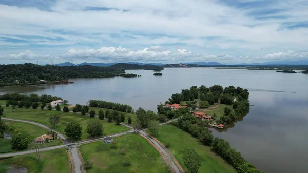Taiping, Malezya - 24 Eylül 2022: Bukit Merah Laketown Taort