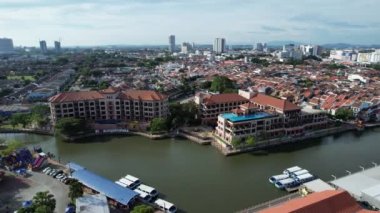 Malacca, Malezya - 16 Ekim 2022: Malacca Nehri Gezisi Hava Görüntüsü