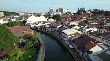 Malacca, Malezya - 16 Ekim 2022: Malacca Nehri Gezisi Hava Görüntüsü