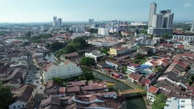 Malacca, Malezya - 16 Ekim 2022: Malacca Nehri Gezisi Hava Görüntüsü